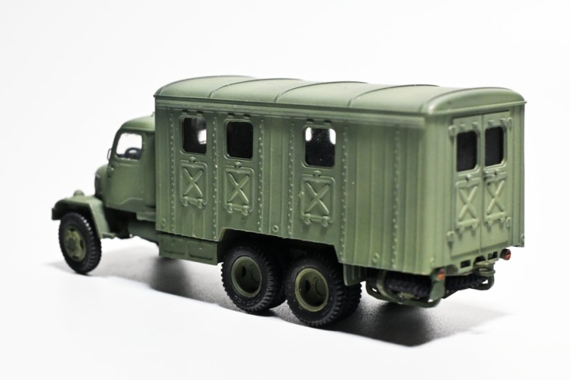 Praga V3S - skříň PAD - Měřítko: 1:160, Provedení kabiny: Kabina uzavřená, Provedení nástavby: Zavřená okna