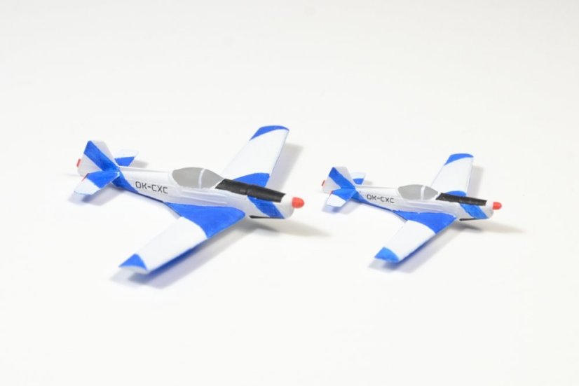 Zlín Z-526 AFS - Měřítko: 1:120