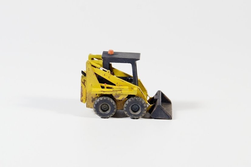 Smykový nakladač UNC 060 - Měřítko: 1:87